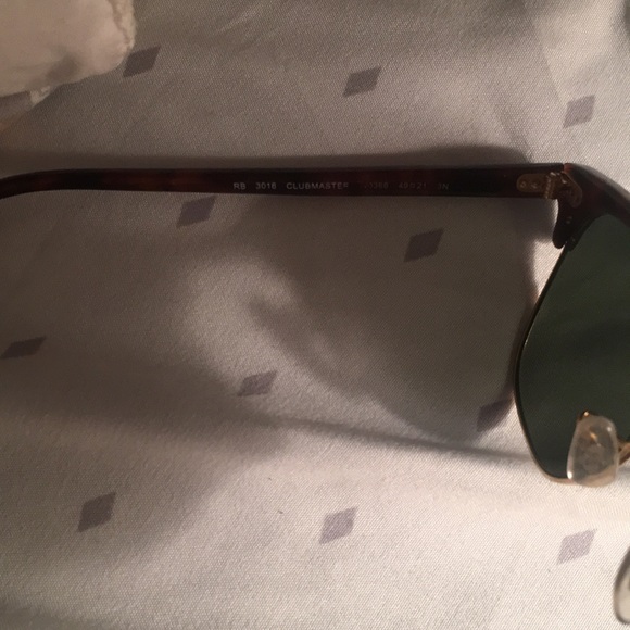 Ray bans - Picture 2 of 3